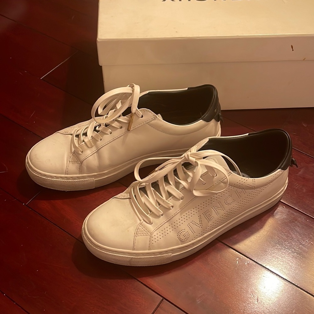 Givenchy sneak b urban street sneakers